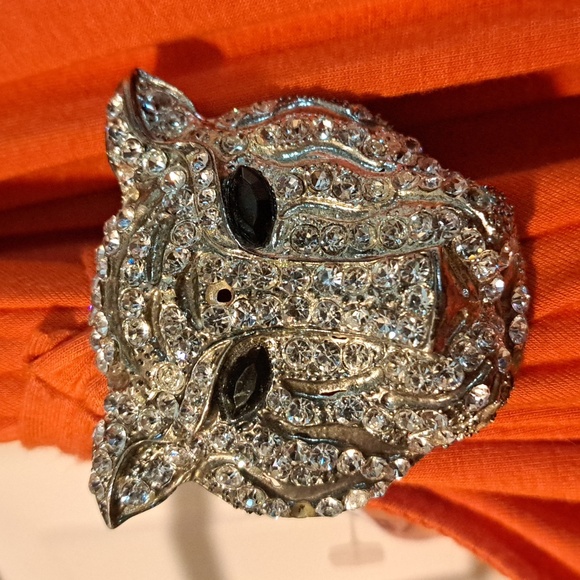 💥Gorgeous One of a kind 🐅 broach orange tight fitted dress Off shoulder Beauty - Picture 4 of 8